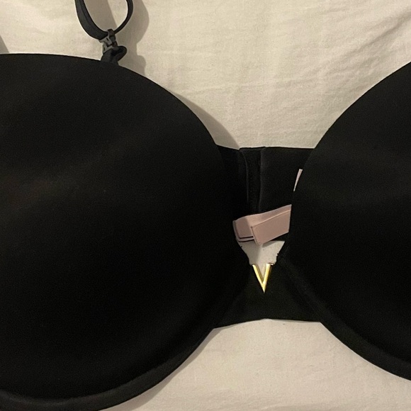 GUC Victoria’s Secret Push Up Plunge Bra Love Cloud size 44C - Picture 4 of 9
